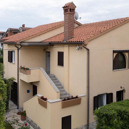 Apartments Mirella Novigrad Istria エクステリア 写真