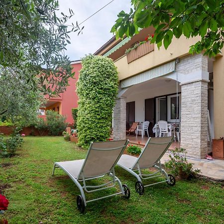 Apartments Mirella Novigrad Istria エクステリア 写真