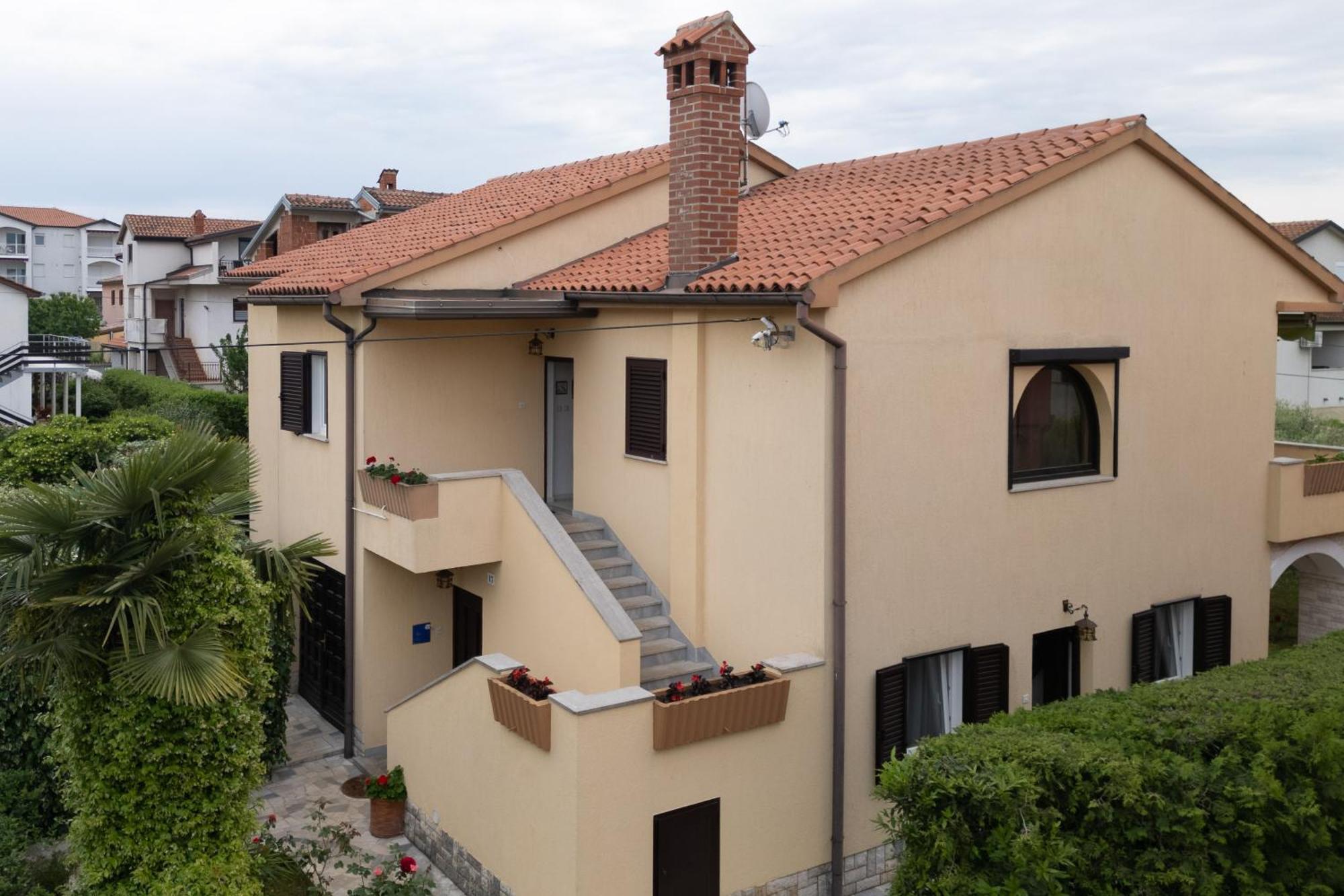 Apartments Mirella Novigrad Istria エクステリア 写真
